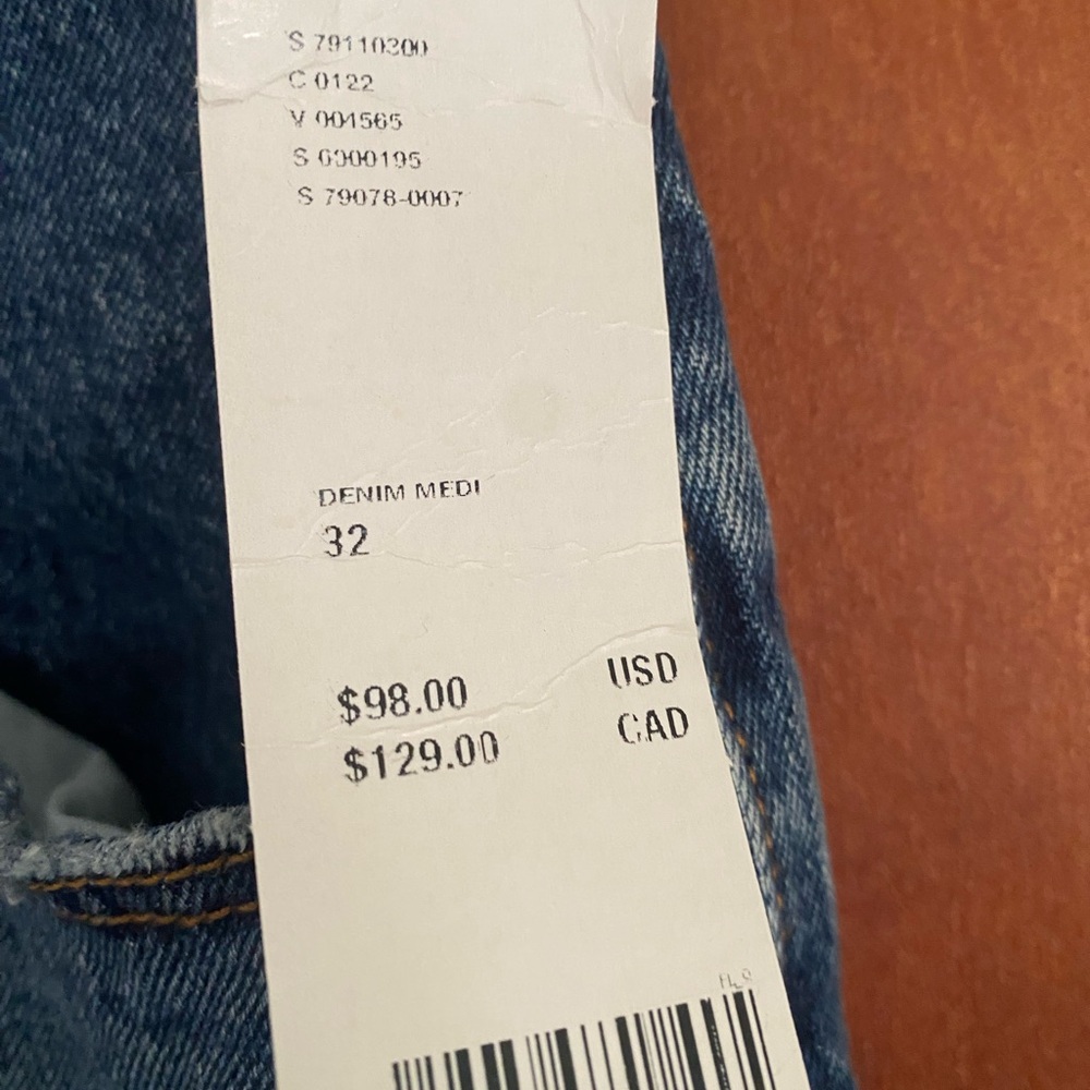 Levi Women’s Ribcage Jeans NWT sz. 32 - Picture 3 of 5